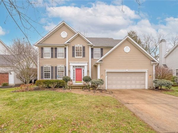 2939 Greenspire Lane, Fairlawn, OH 44333