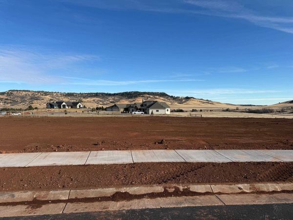 2818 Sweetclover Ct, Spearfish, SD 57783