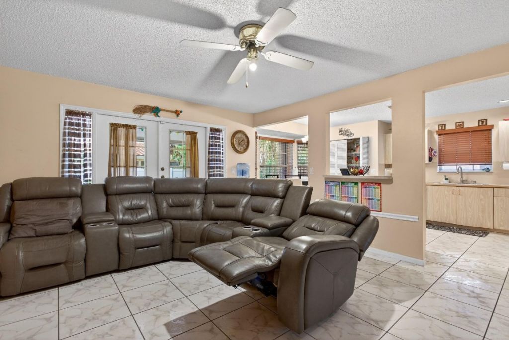 3071 NW 71st Avenue, Margate, FL 33063 Photo