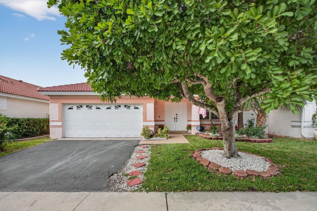 3071 NW 71st Avenue, Margate, FL 33063 Photo