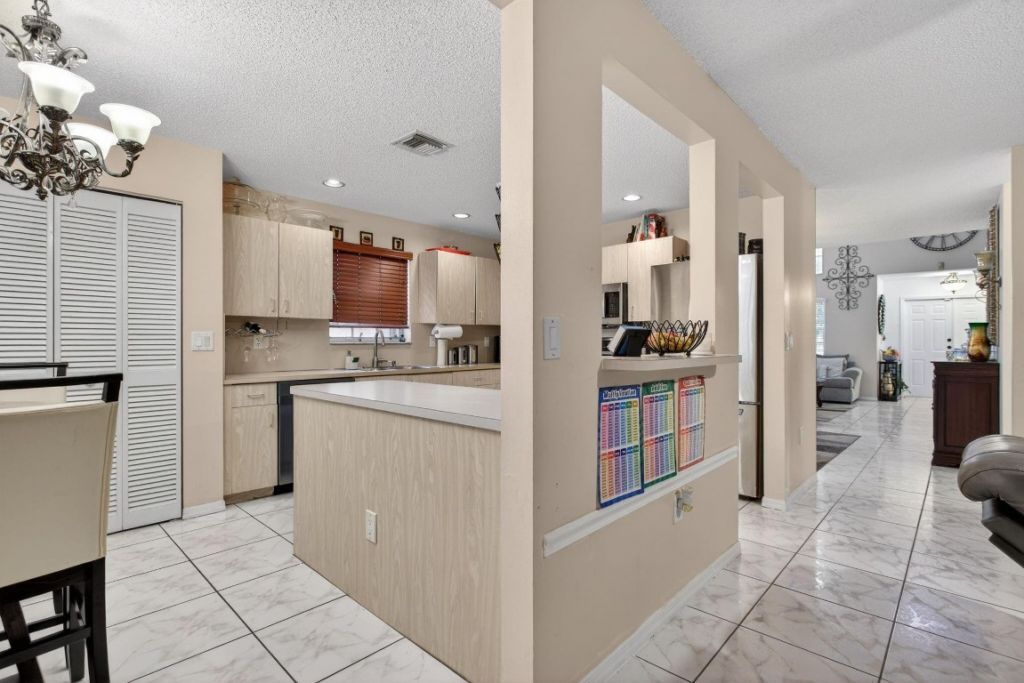 3071 NW 71st Avenue, Margate, FL 33063 Photo