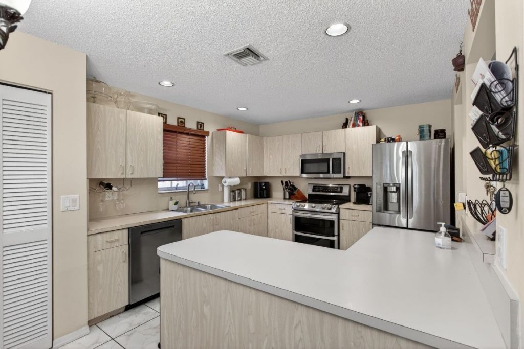 3071 NW 71st Avenue, Margate, FL 33063 Photo