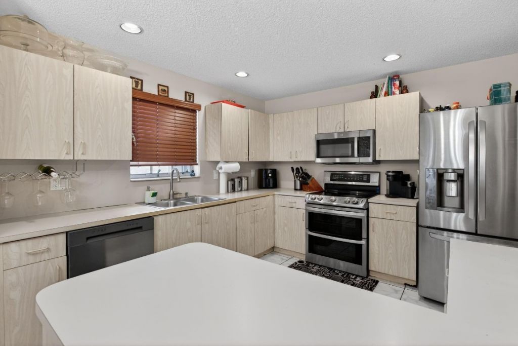 3071 NW 71st Avenue, Margate, FL 33063 Photo