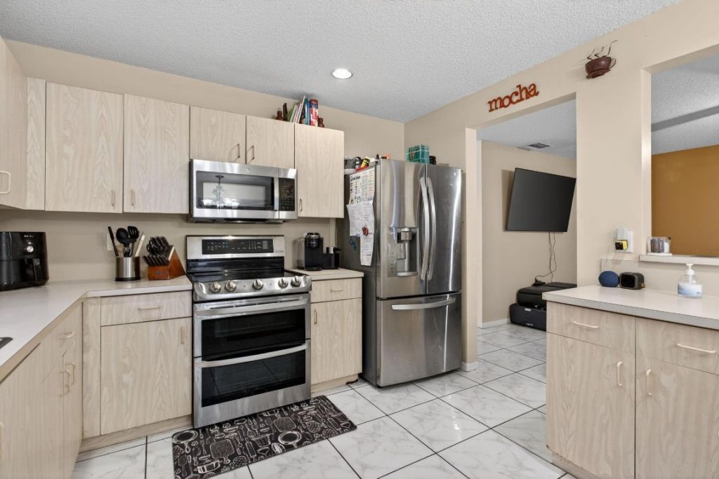 3071 NW 71st Avenue, Margate, FL 33063 Photo