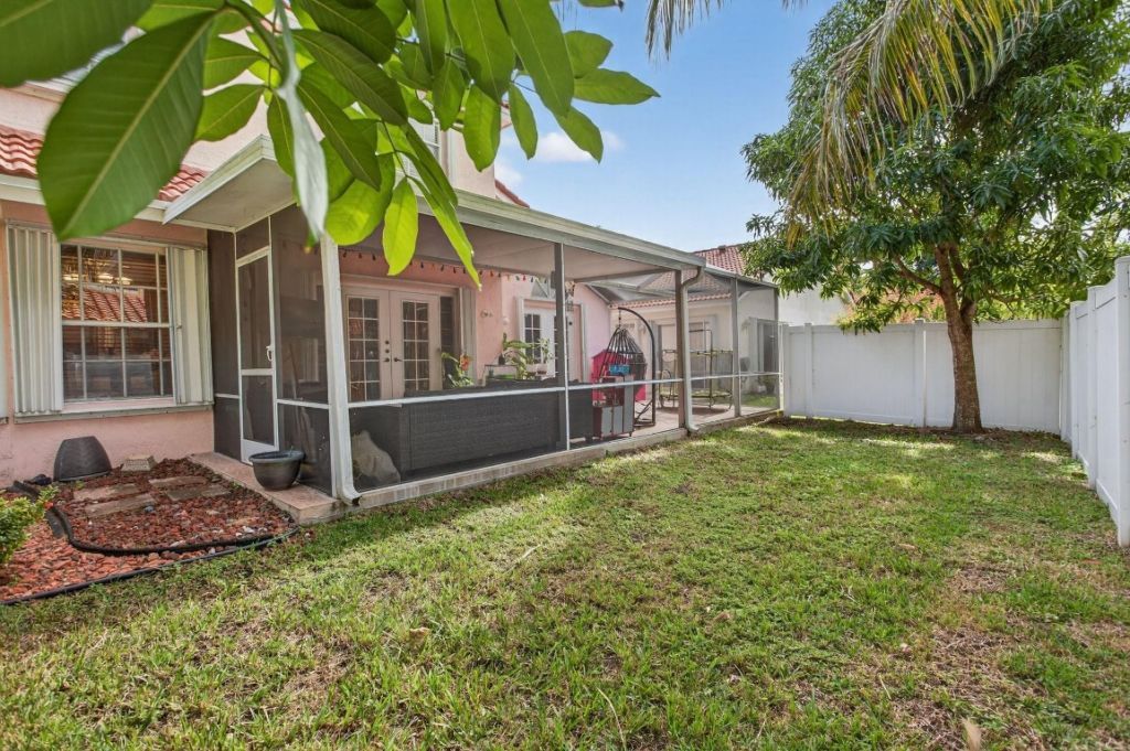 3071 NW 71st Avenue, Margate, FL 33063 Photo