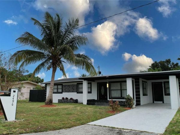 2496 SW 8th St, Fort Lauderdale, FL 33312