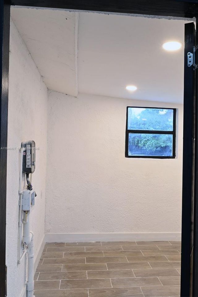 2496 SW 8th St, Fort Lauderdale, FL 33312 Photo