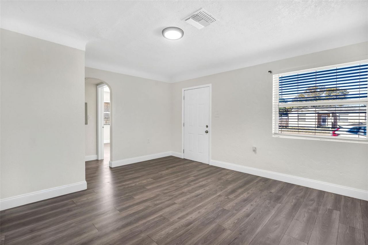 2140 22nd Avenue N, Saint Petersburg, FL 33713 Photo