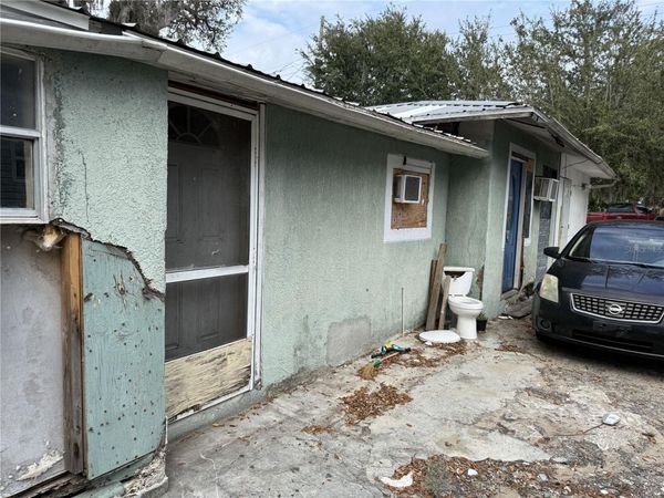 310 E BOOKER STREET, AVON PARK, FL 33825