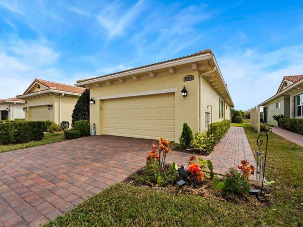 24063 SW Firenze Way, Port St. Lucie, FL 34987