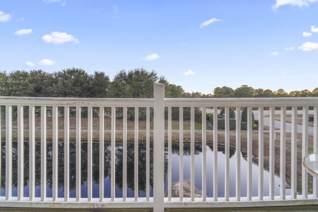 2081 Silvercrest Dr. Photo 10