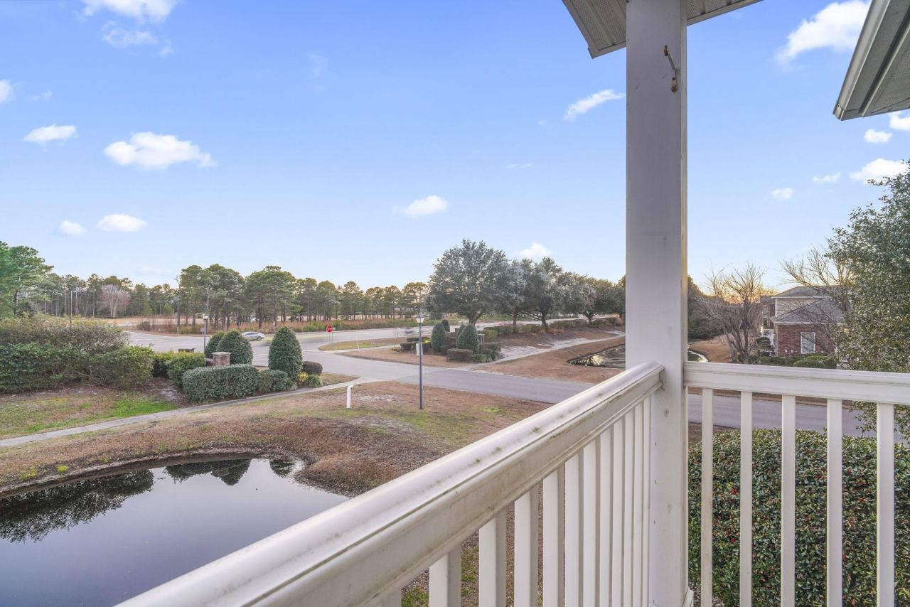 2081 Silvercrest Dr. Photo 11