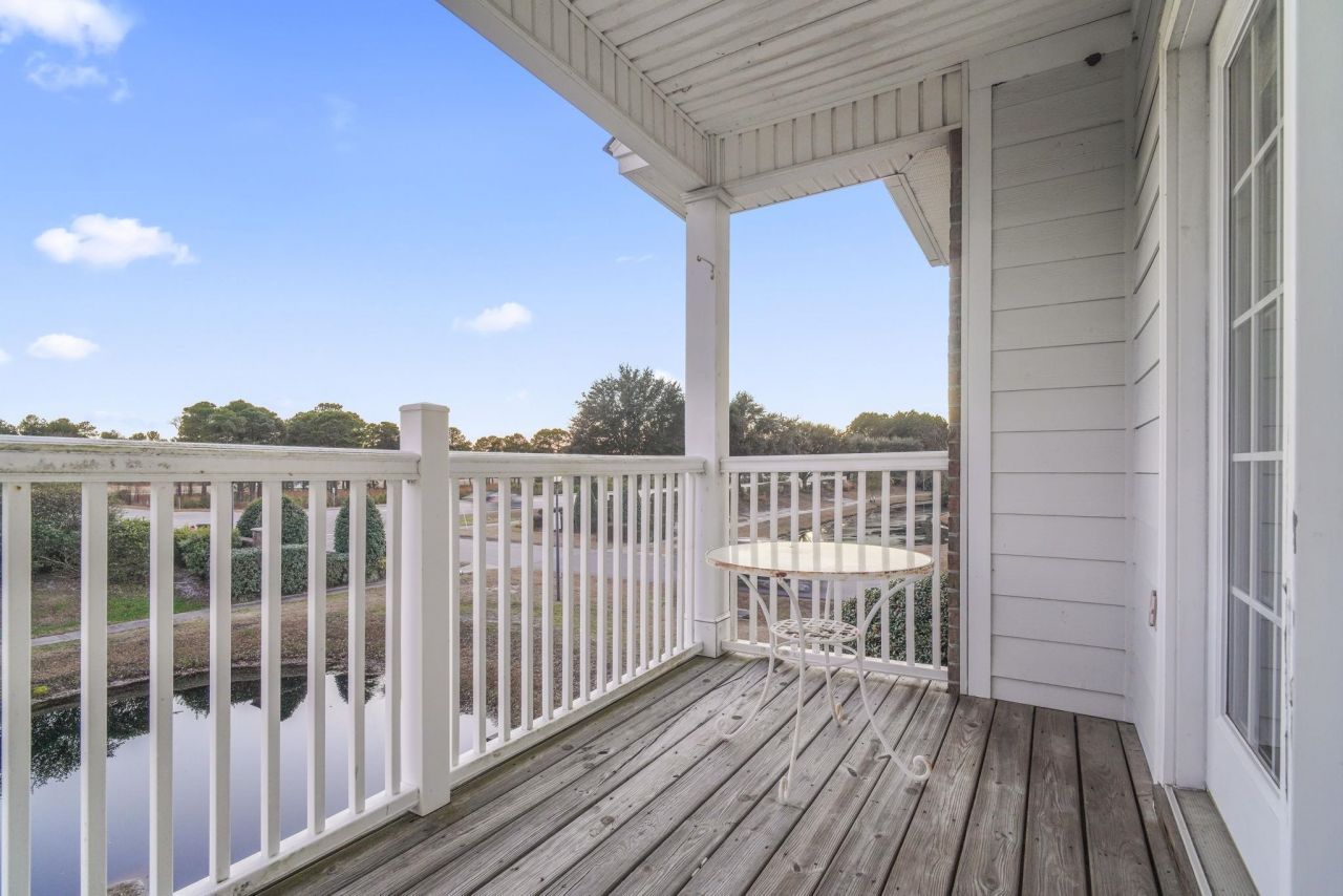 2081 Silvercrest Dr. Photo 12