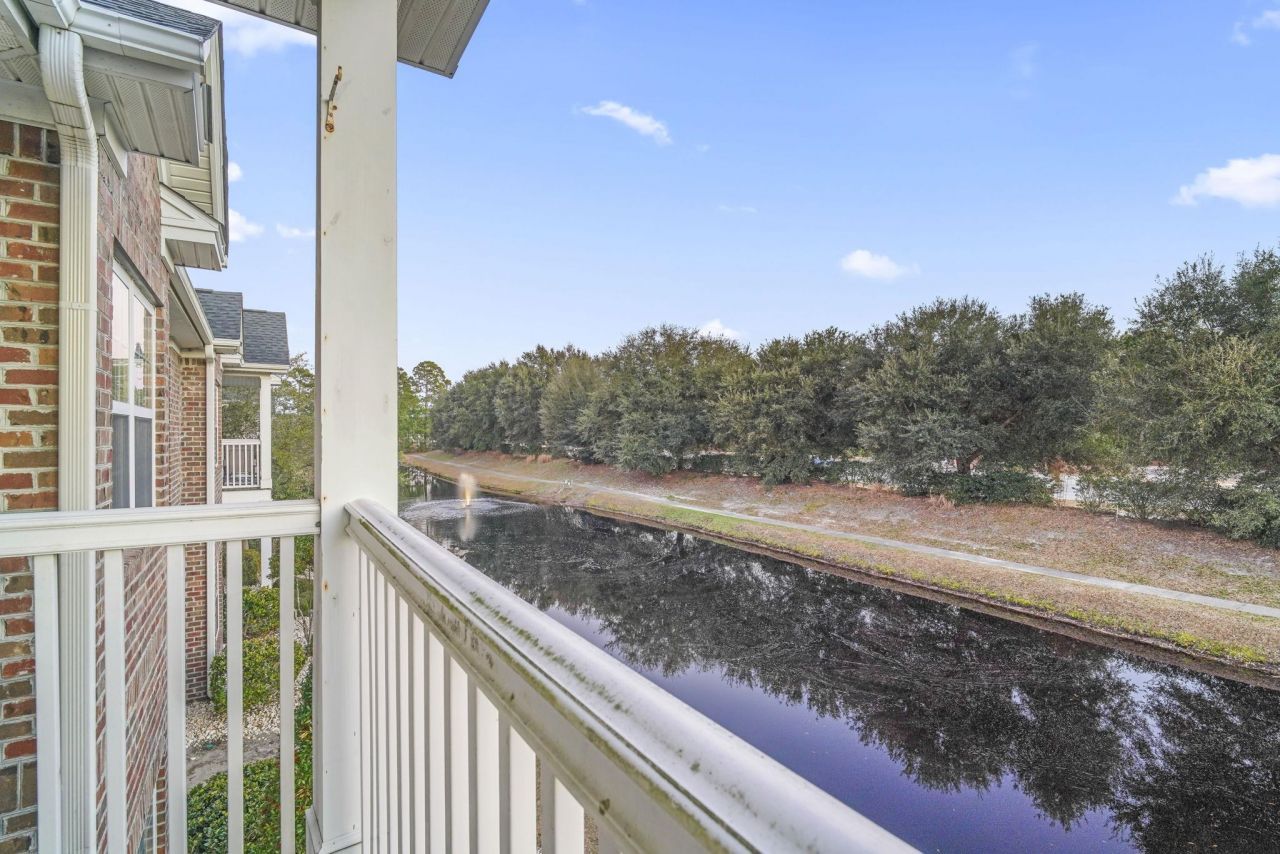 2081 Silvercrest Dr. Photo 16