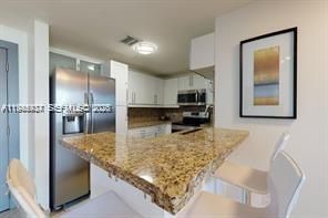 185 SE 14th Ter, Unit 1605, Miami, FL 33131 Photo