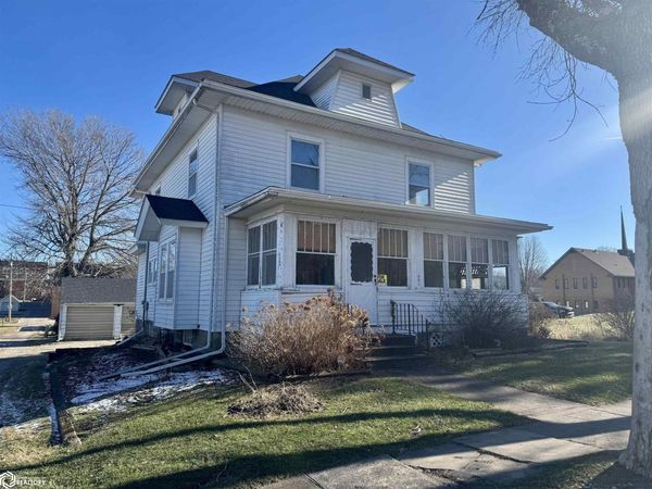 406 Washington Street, Victor, IA 52347