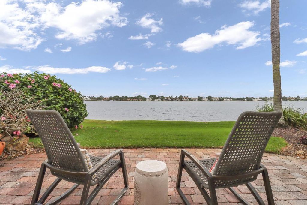 133 Las Brisas Circle, Hypoluxo, FL 33462 Photo