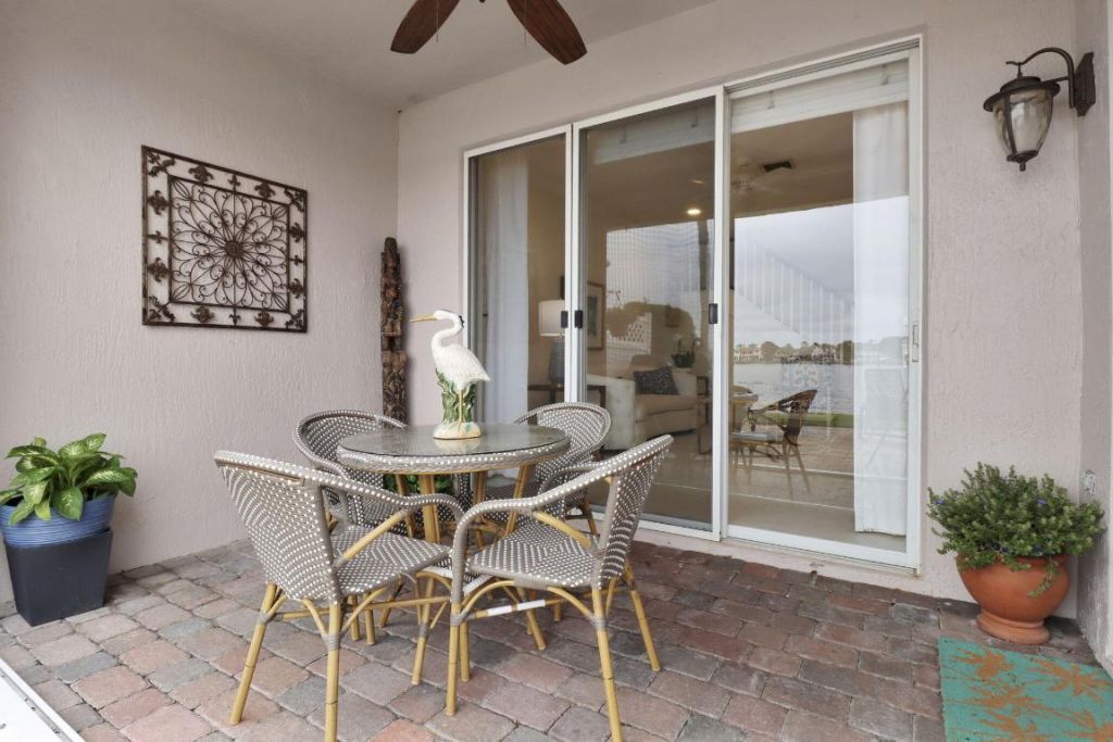 133 Las Brisas Circle, Hypoluxo, FL 33462 Photo