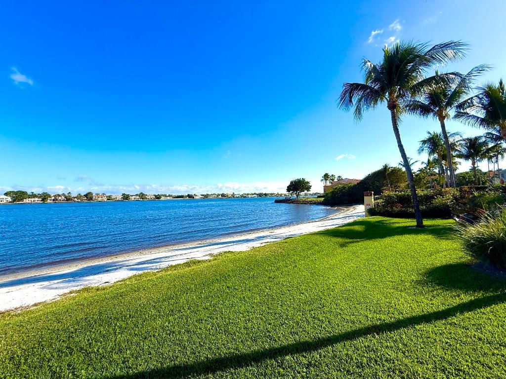 133 Las Brisas Circle, Hypoluxo, FL 33462 Photo