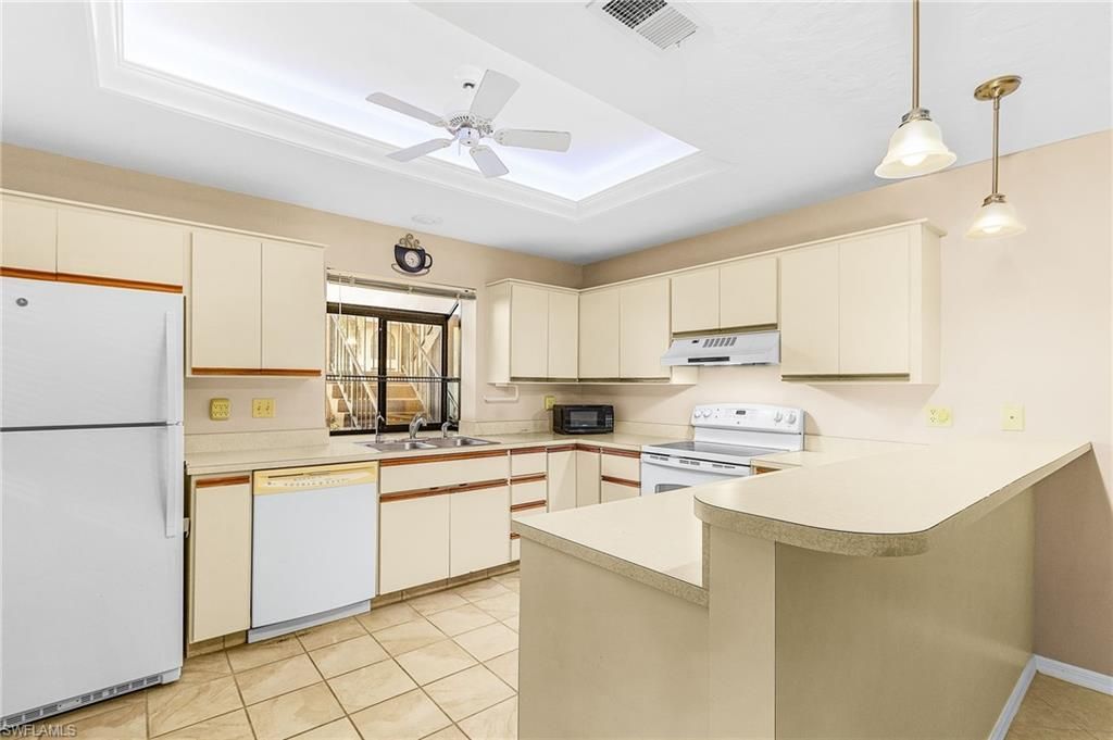 5510 SW 4th Pl, Unit 404, Cape Coral, FL 33914 Photo