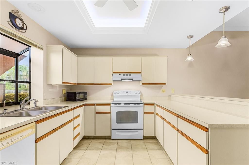 5510 SW 4th Pl, Unit 404, Cape Coral, FL 33914 Photo