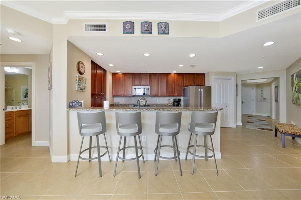 5781 Cape Harbour Dr, Unit 809, Cape Coral, FL 33914 Photo
