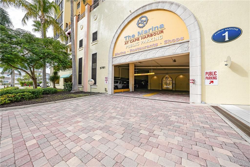 5781 Cape Harbour Dr, Unit 809, Cape Coral, FL 33914 Photo