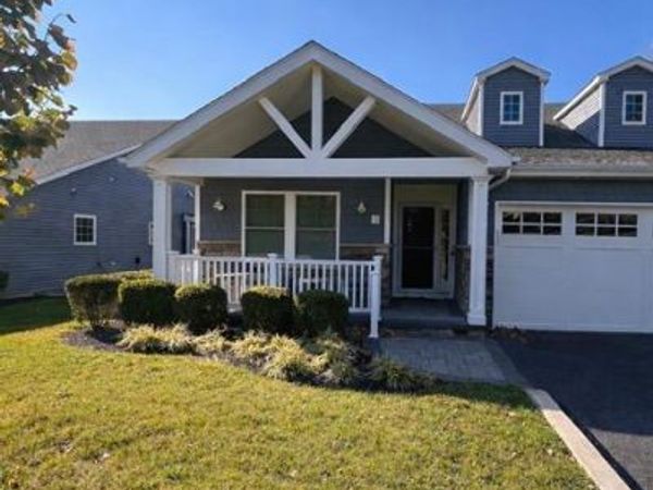 2 Spruce Place, Bohemia, NY 11716