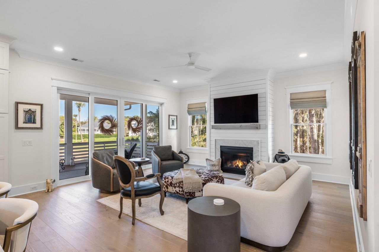 4286 Turtle Landing Court Photo 11