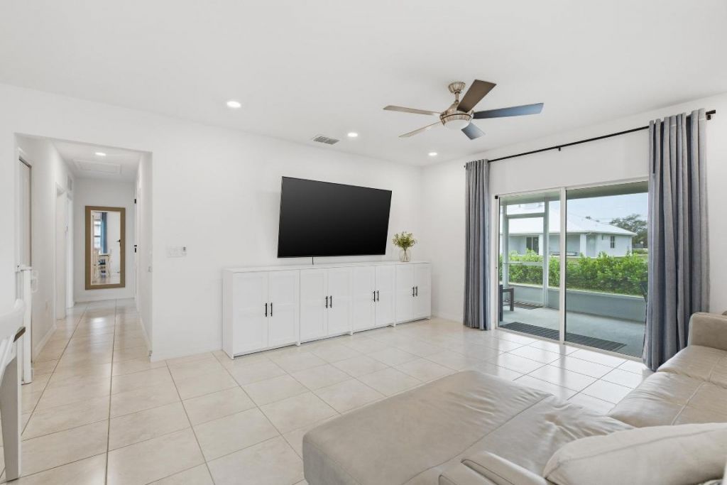 2220 SE Lucaya Street, Port Saint Lucie, FL 34952 Photo