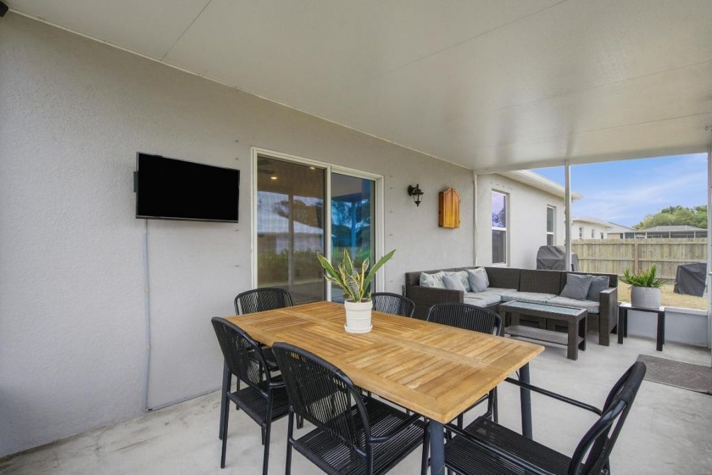 2220 SE Lucaya Street, Port Saint Lucie, FL 34952 Photo