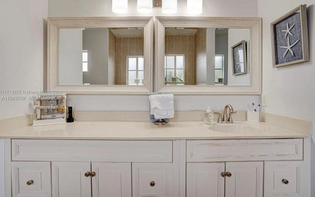 11410 SW 229th Ter, Miami, FL 33170 Photo