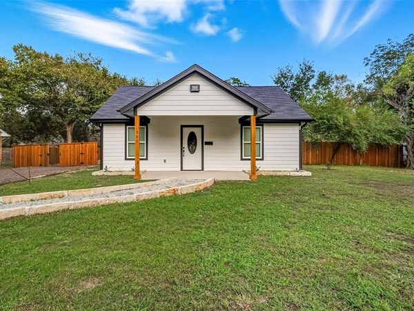 1901 S Jefferson Street, Kaufman, TX 75142