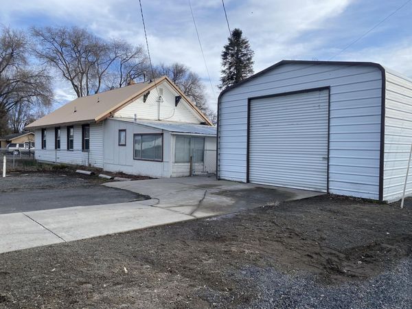 332 N Madison Street, Merrill, OR 97633