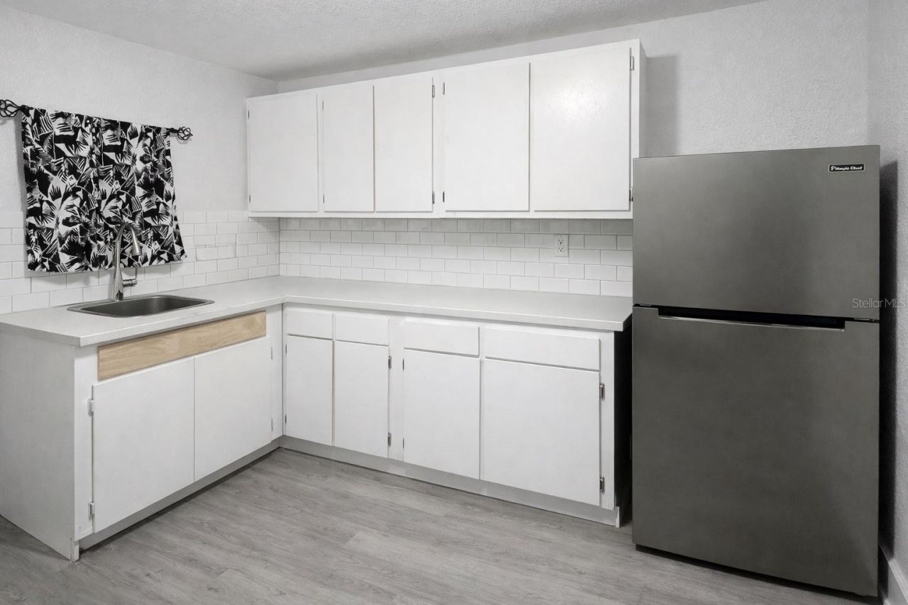 8917 N Willow Avenue, Tampa, FL 33604 Photo