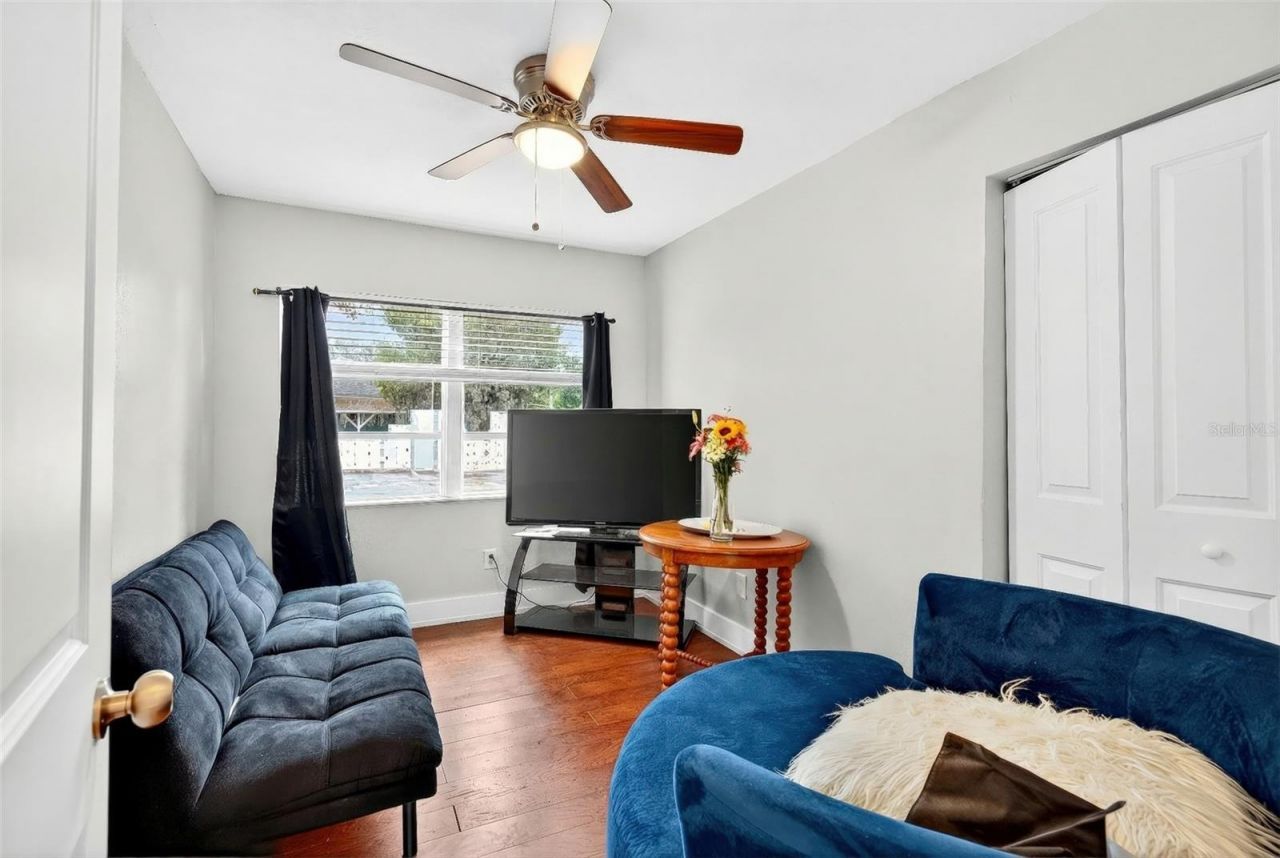 8917 N Willow Avenue, Tampa, FL 33604 Photo