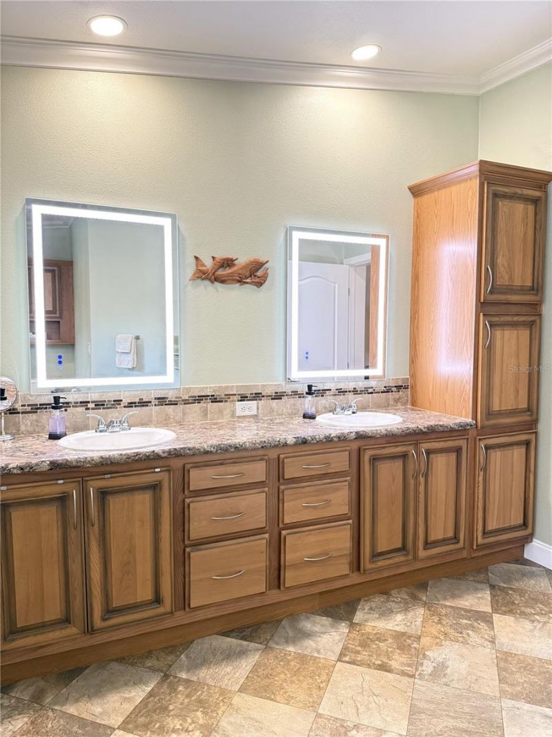 8261 NE 118th Terrace, Bronson, FL 32621 Photo