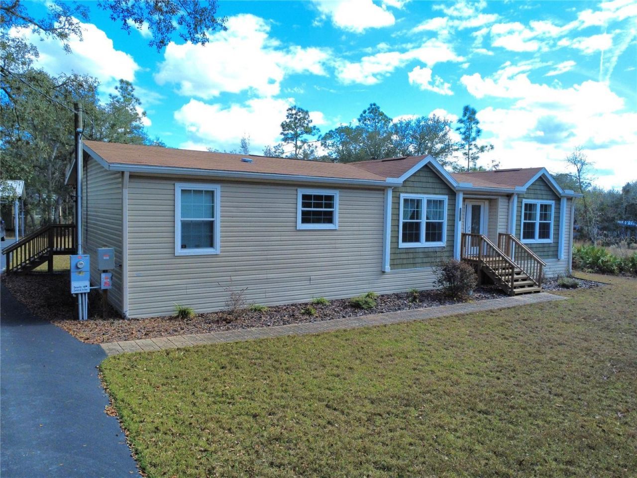 8261 NE 118th Terrace, Bronson, FL 32621 Photo