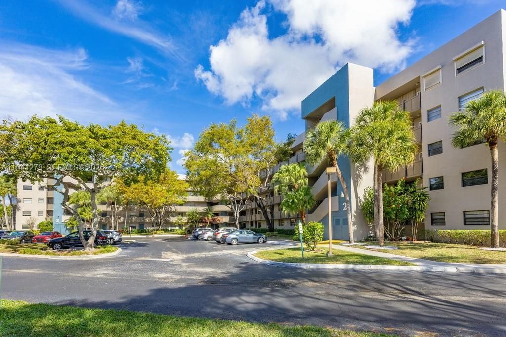 Please Call For Address, Unit 111, Pembroke Pines, FL 33026 Photo