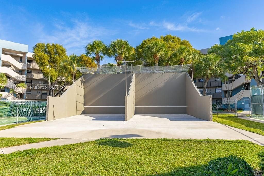 Please Call For Address, Unit 111, Pembroke Pines, FL 33026 Photo