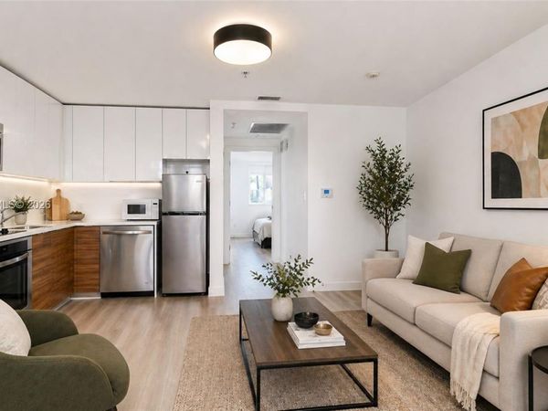 820 15th St, Unit 103, Miami Beach, FL 33139