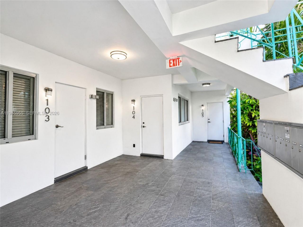 820 15th St, Unit 103, Miami Beach, FL 33139 Photo