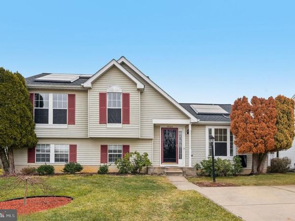 7934 GALLOPING CIRCLE, WINDSOR MILL, MD 21244