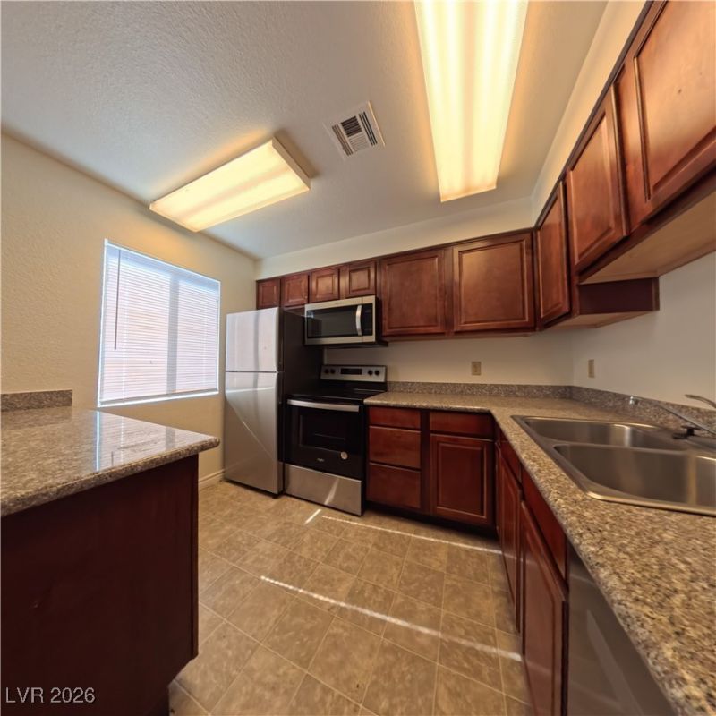 5499 Indian River Drive, Unit 354, Las Vegas, NV 89103 Main Photo