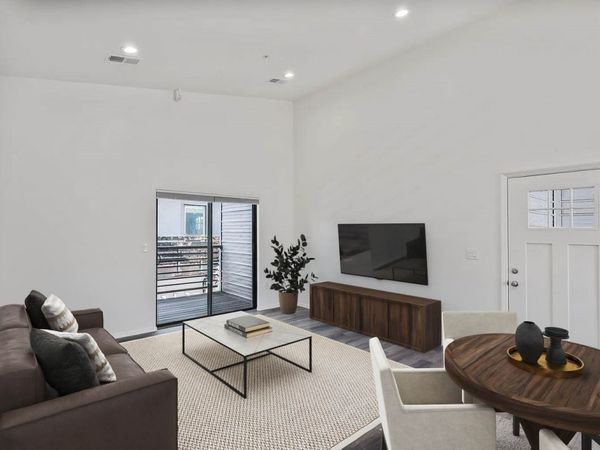 920 Shoofly Street , Santa Fe, NM 87505