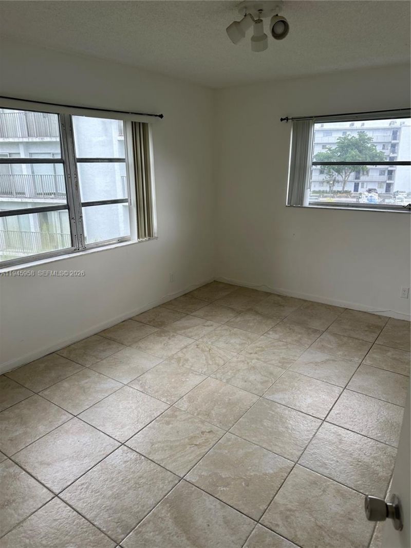 8730 N Sherman Cir, Unit 308, Miramar, FL 33025 Photo