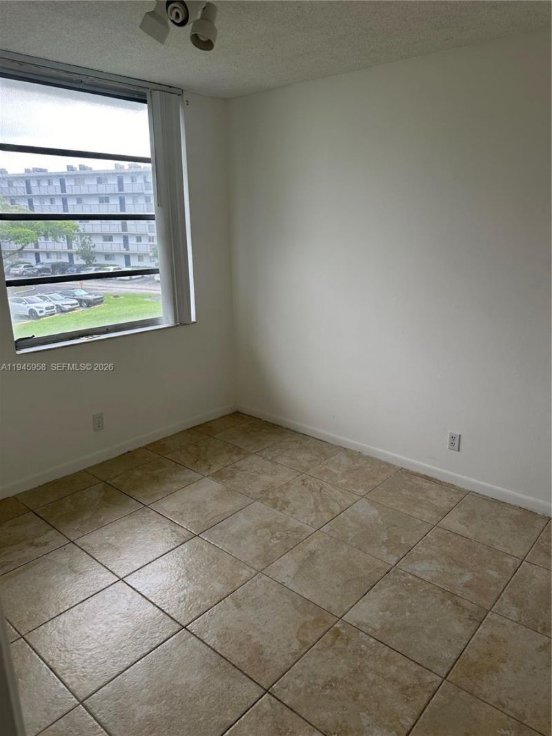 8730 N Sherman Cir, Unit 308, Miramar, FL 33025 Photo