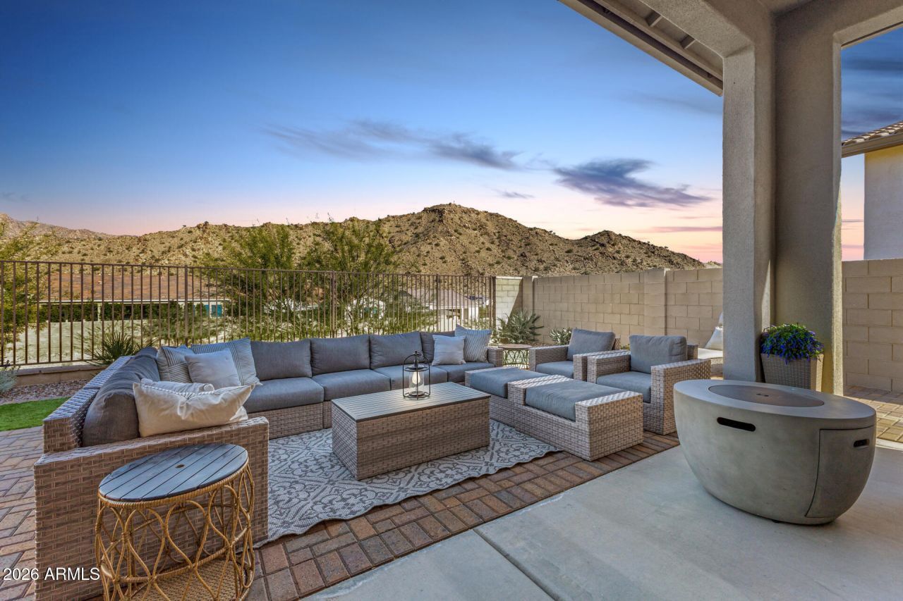 21422 W Meadowbrook Avenue, Buckeye, AZ 85396 Main Photo