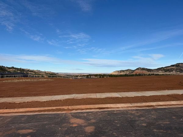 2752 Sweetclover Ct, Spearfish, SD 57783