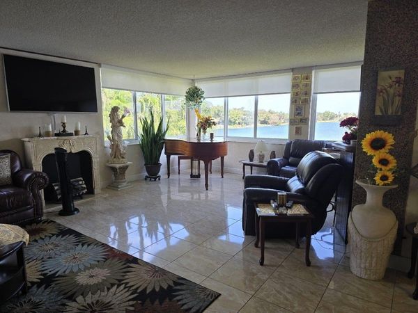 Unit 222, Miami, FL 33179